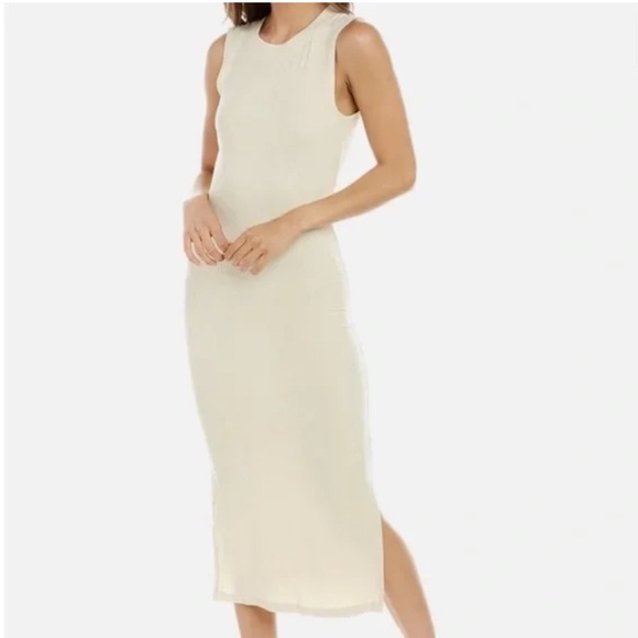Abercrombie & Fitch Dresses & Skirts - Abercrombie and Fitch cream midi dress with slit